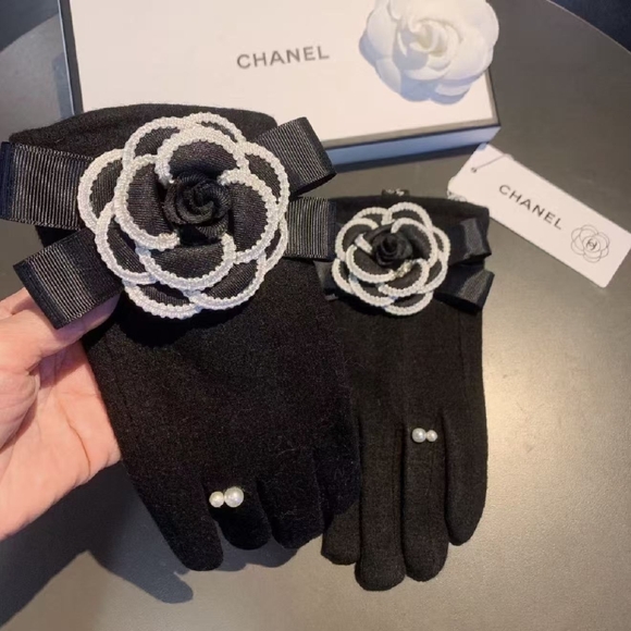 <AUTHENTIC>Chanel Camellia Wool Gloves Black - Picture 7 of 7